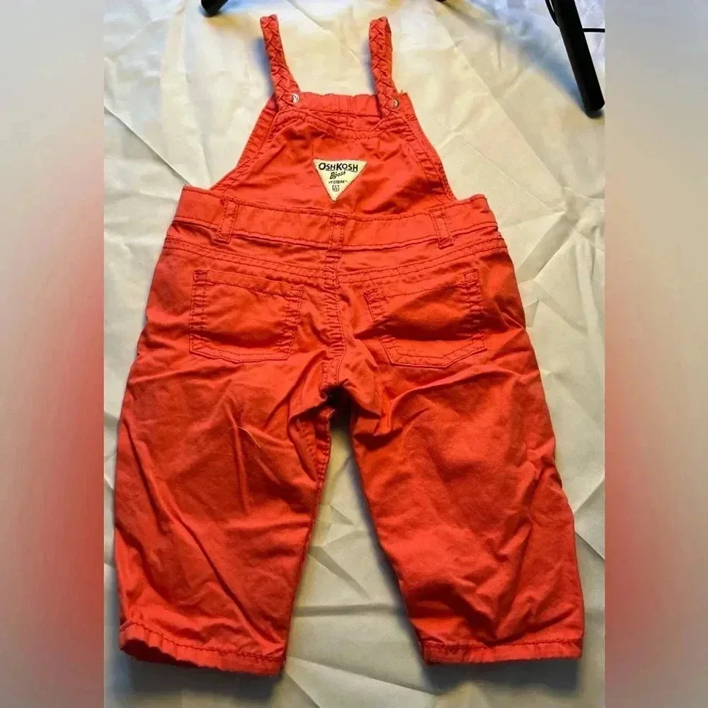 OSHKOSH B’gosh | Vestbak, baby girls overalls. Size: 6M
